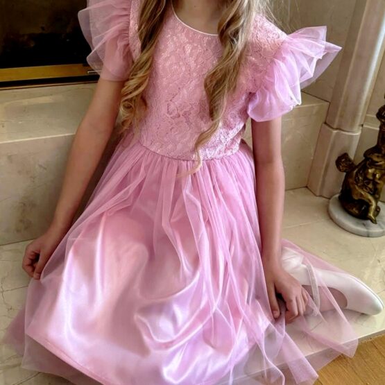 Sukienka wizytowa/ balowa z tiulowym dołem PUDROWA KORONKA